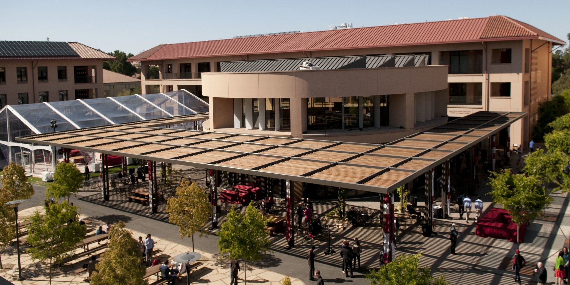 Knight Verwalten Centre, Stanford Graduate School of Business, opening day. Credit Linda A. Cicero / Stanford News Serve